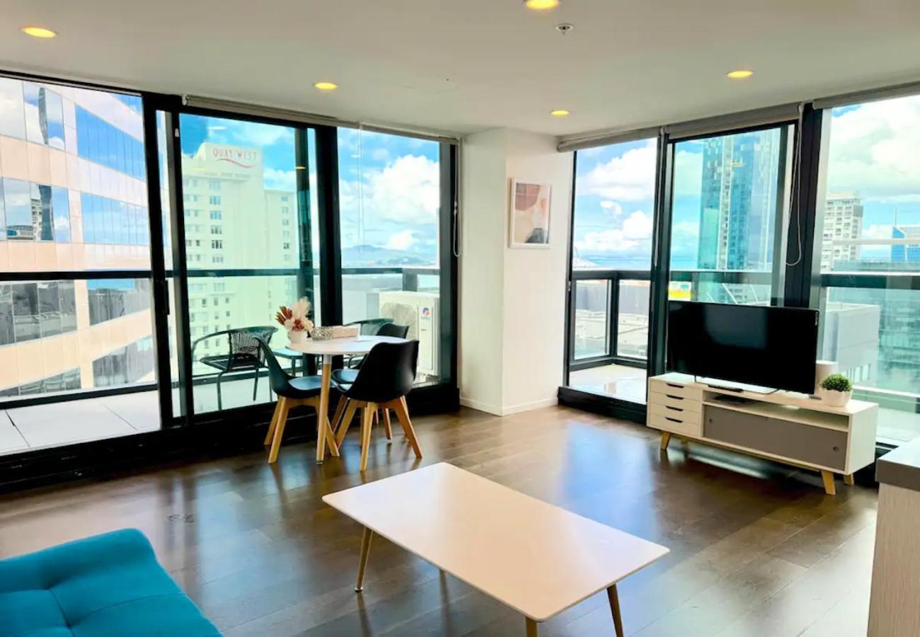 Magnificent Skytower, Sea, Habour View In Cbd Auckland Exterior foto