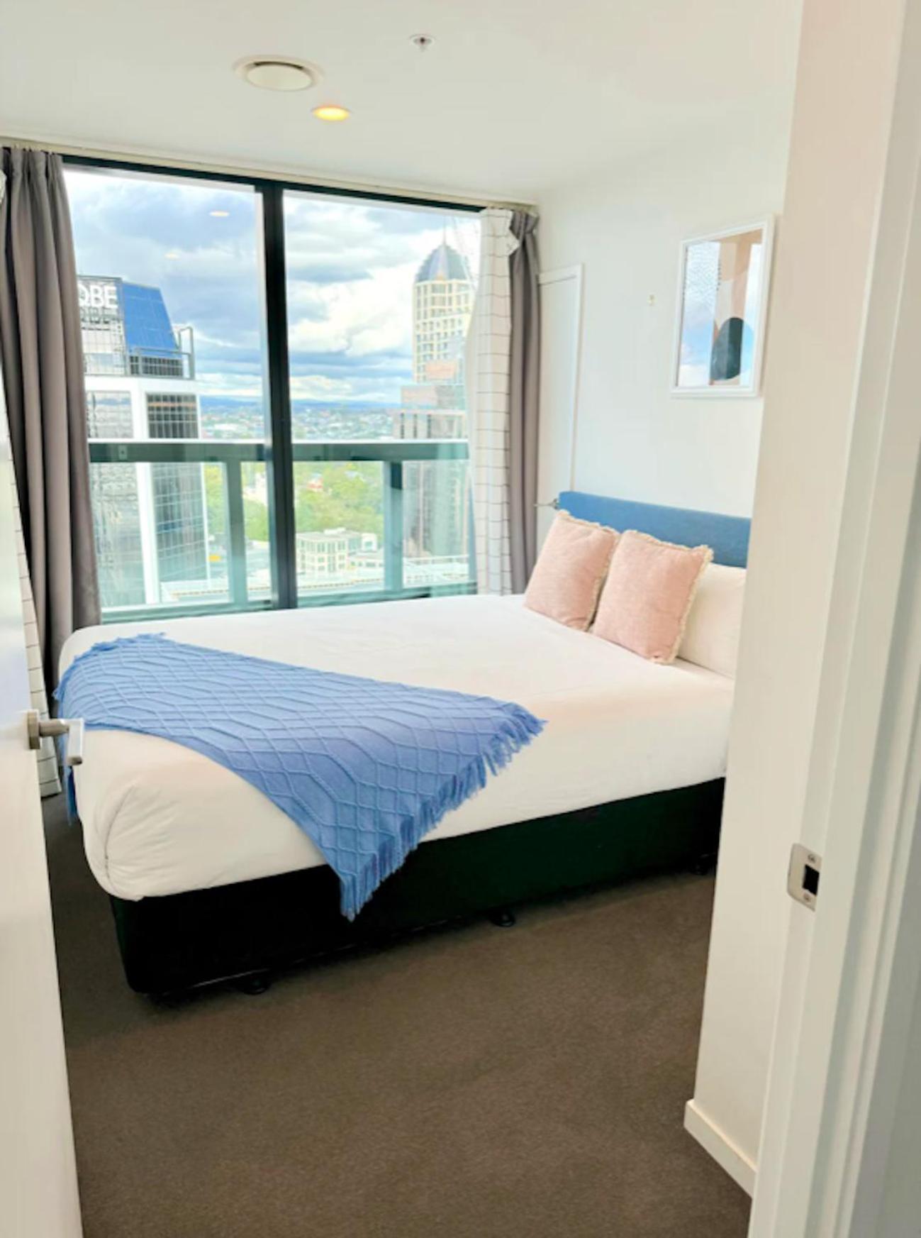 Magnificent Skytower, Sea, Habour View In Cbd Auckland Exterior foto